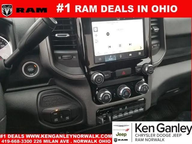2026 Ram 3500 Tradesman/Big Horn