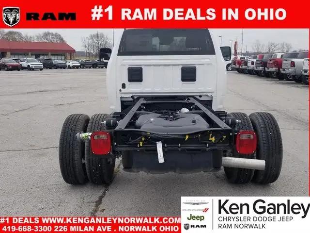 2026 Ram 3500 Tradesman/Big Horn