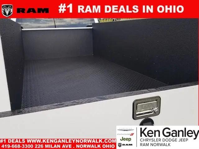 2026 Ram 3500 Tradesman/Big Horn