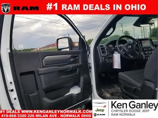2026 Ram 3500 Tradesman/Big Horn
