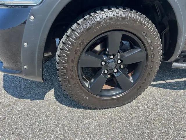 2018 Ram 1500 Express Crew Cab 4x4 5'7" Box