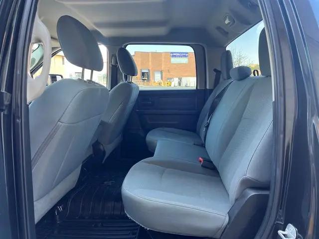2018 Ram 1500 Express Crew Cab 4x4 5'7" Box