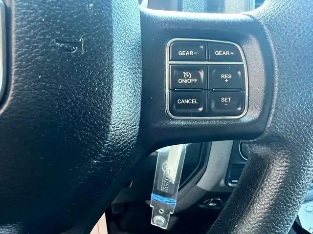 2018 Ram 1500 Express Crew Cab 4x4 5'7" Box