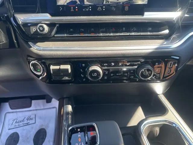 2026 Chevrolet Silverado 1500 4WD Crew Cab Short Bed High Country