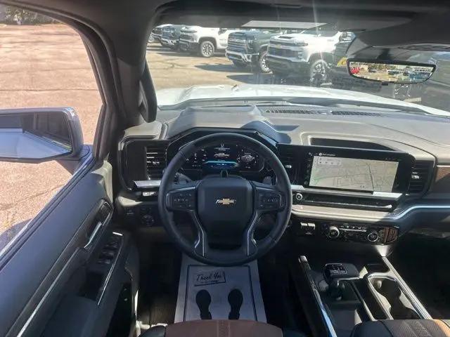 2026 Chevrolet Silverado 1500 4WD Crew Cab Short Bed High Country