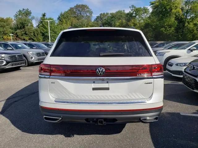 2026 Volkswagen Atlas SE with Technology