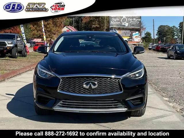 2017 INFINITI QX30 Standard