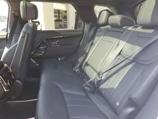 2025 Land Rover Range Rover Sport P360 SE