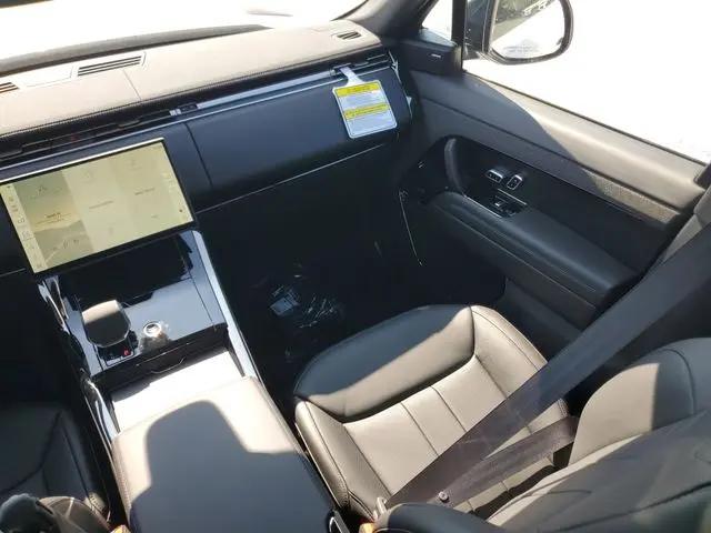 2025 Land Rover Range Rover Sport P360 SE