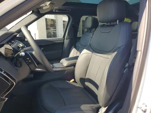 2025 Land Rover Range Rover Sport P360 SE