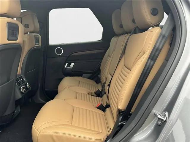 2024 Land Rover Discovery P360 Dynamic SE