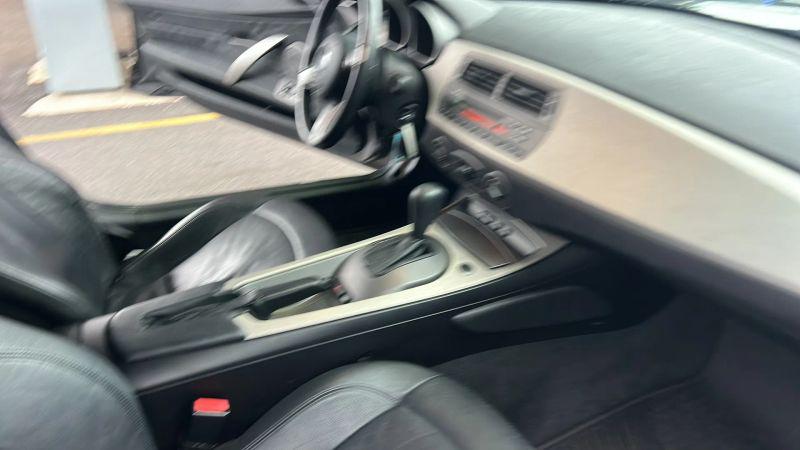 2004 BMW Z4 2.5i