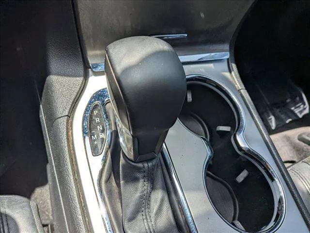 2018 Jeep Grand Cherokee Laredo E 4x2