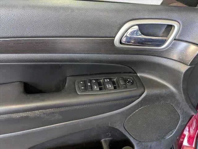 2018 Jeep Grand Cherokee Laredo E 4x2