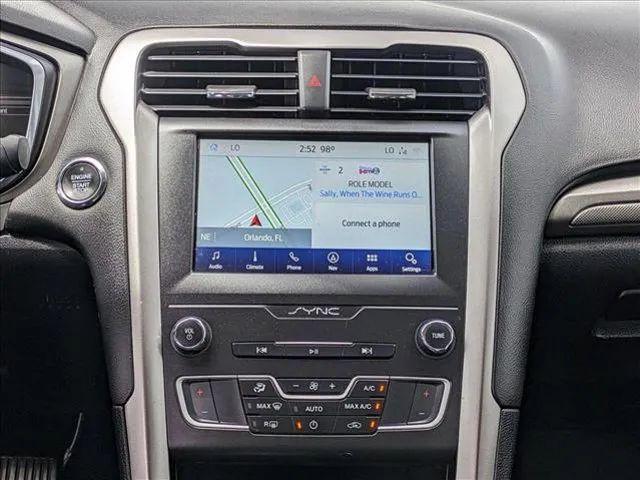 2020 Ford Fusion SE