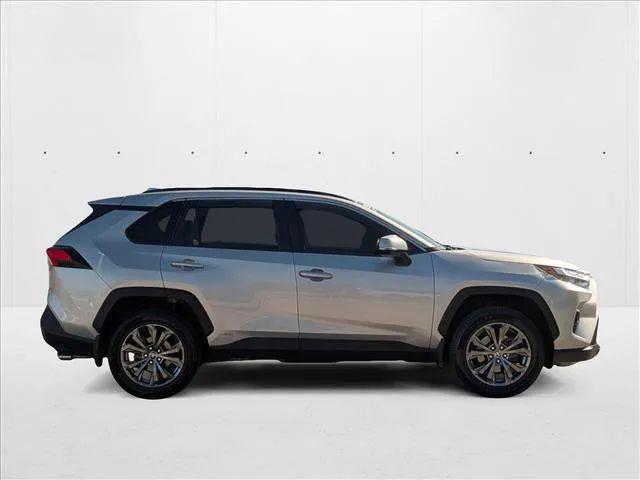 2022 Toyota RAV4 Hybrid XLE Premium