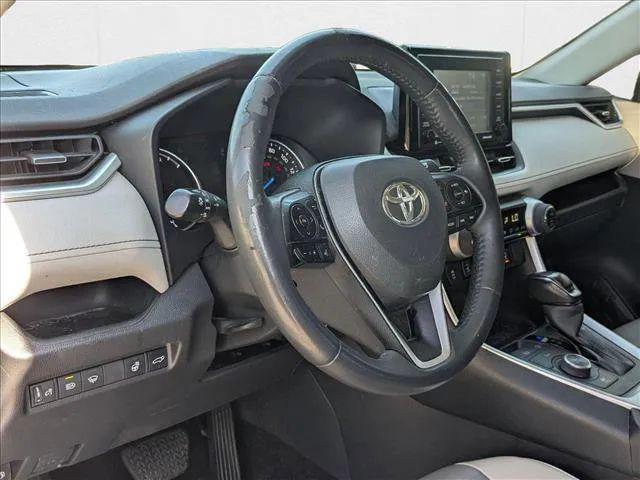 2022 Toyota RAV4 Hybrid XLE Premium