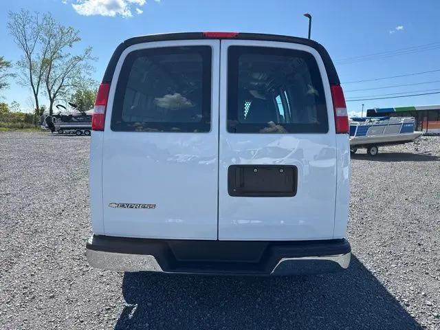 2023 Chevrolet Express Cargo Van RWD 2500 Regular Wheelbase WT
