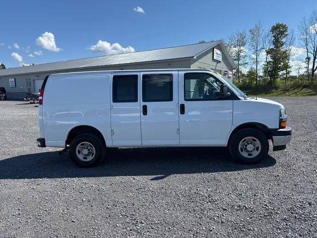 2023 Chevrolet Express Cargo Van RWD 2500 Regular Wheelbase WT