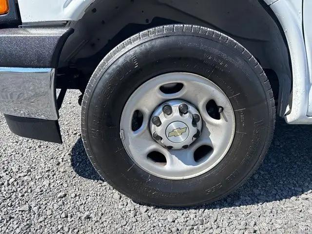 2023 Chevrolet Express Cargo Van RWD 2500 Regular Wheelbase WT
