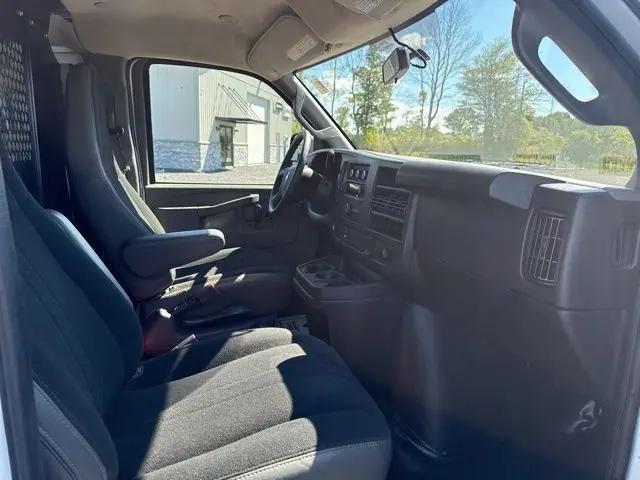 2023 Chevrolet Express Cargo Van RWD 2500 Regular Wheelbase WT