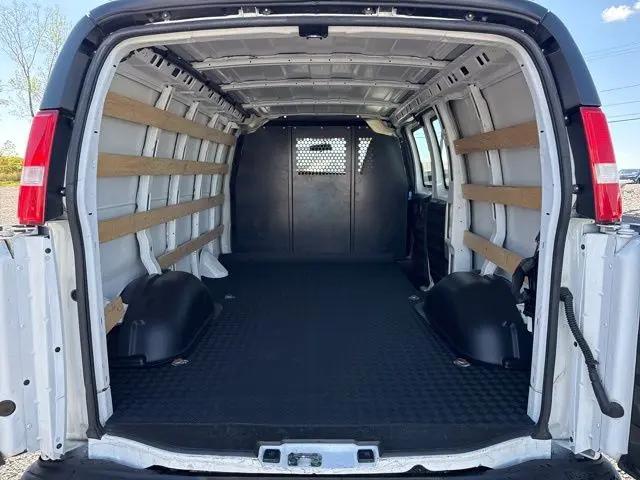 2023 Chevrolet Express Cargo Van RWD 2500 Regular Wheelbase WT