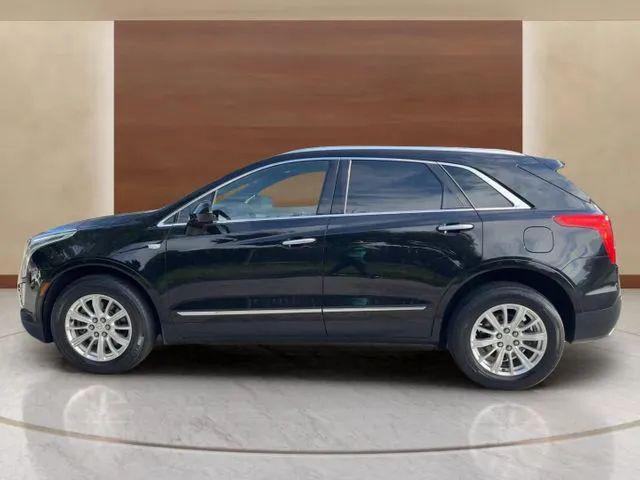 2017 Cadillac XT5 Standard