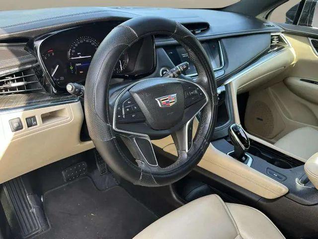 2017 Cadillac XT5 Standard