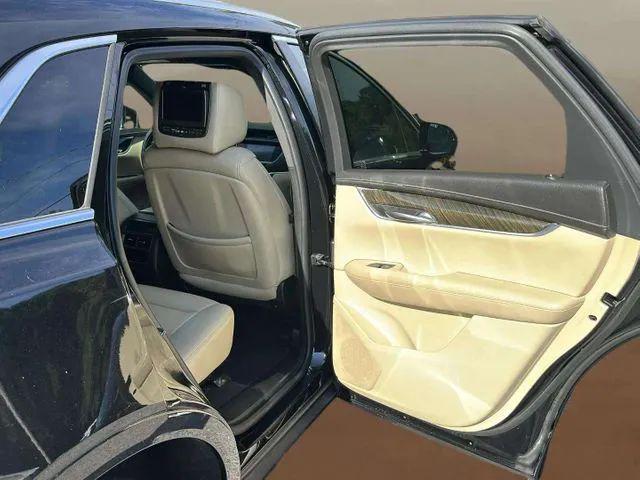 2017 Cadillac XT5 Standard