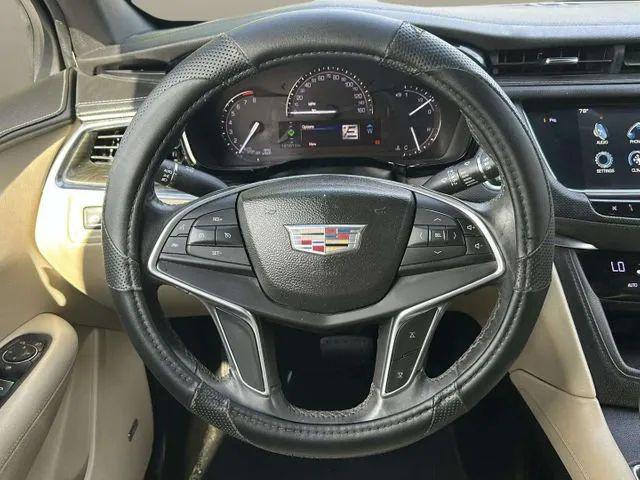 2017 Cadillac XT5 Standard