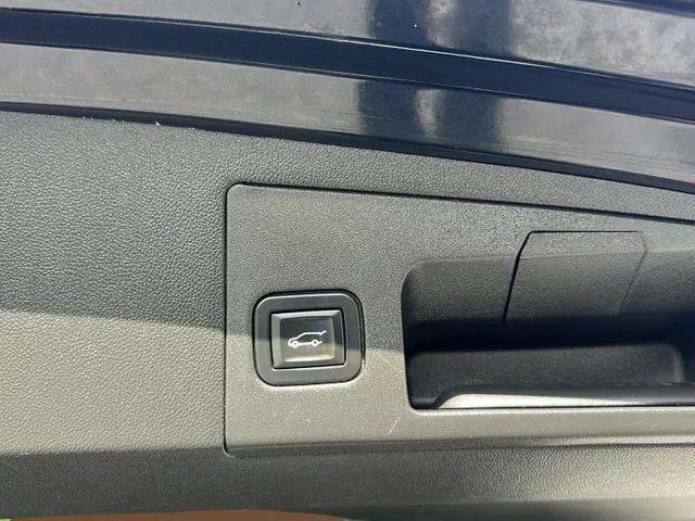 2017 Cadillac XT5 Standard