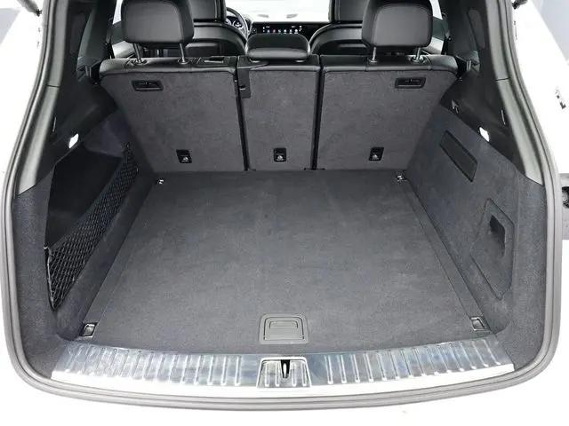 2025 Porsche Cayenne Standard
