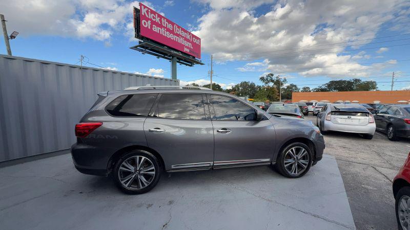 2019 Nissan Pathfinder Platinum