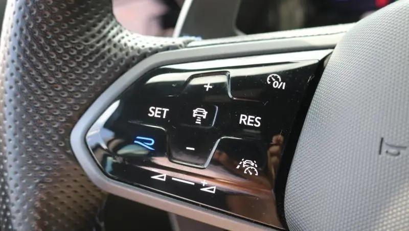 2024 Volkswagen Golf R 2.0T