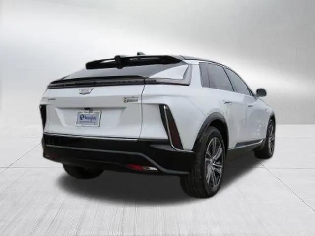 2025 Cadillac iQ Luxury 1 RWD