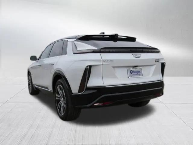 2025 Cadillac iQ Luxury 1 RWD