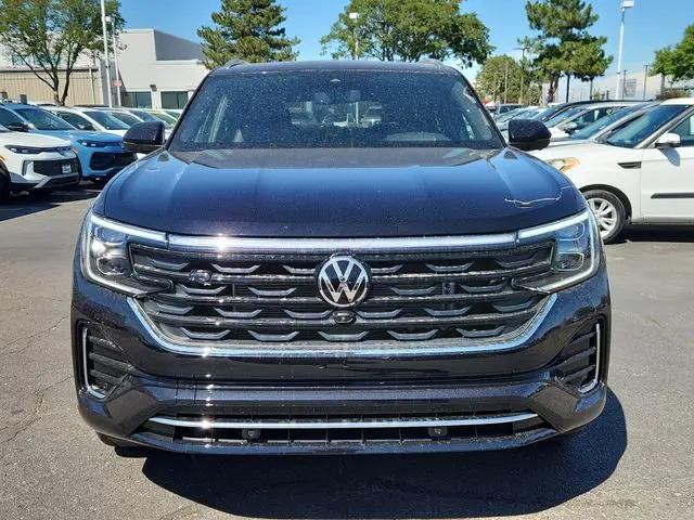 2026 Volkswagen Atlas Cross Sport SEL Premium R-Line