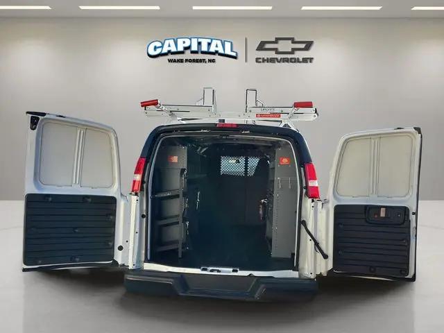 2025 Chevrolet Express Cargo Van RWD 2500 Regular Wheelbase WT