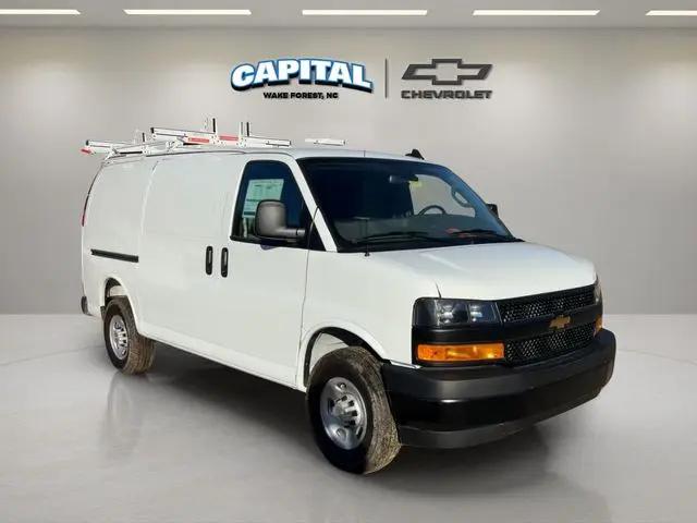 2025 Chevrolet Express Cargo Van RWD 2500 Regular Wheelbase WT