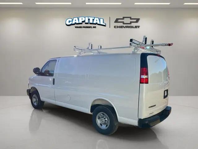 2025 Chevrolet Express Cargo Van RWD 2500 Regular Wheelbase WT