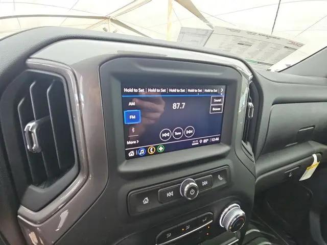 2026 GMC Sierra 2500HD Crew Cab, Long Bed, Pro, 4WD