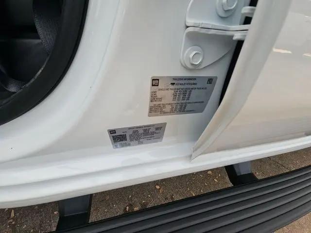 2026 GMC Sierra 2500HD Crew Cab, Long Bed, Pro, 4WD