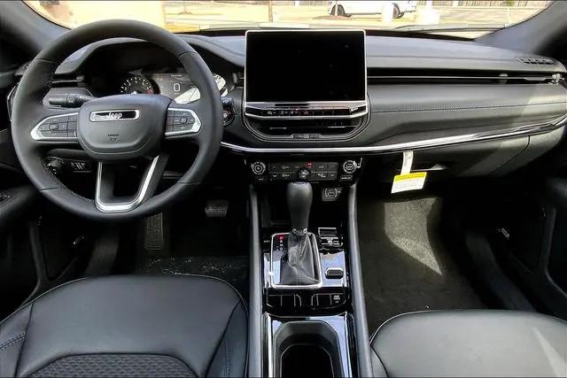 2025 Jeep Compass Latitude 4x4