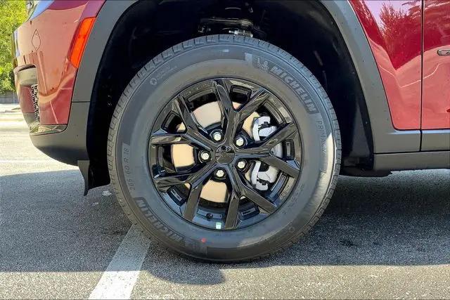 2025 Jeep Grand Cherokee L Altitude X 4x4