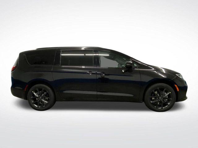 2026 Chrysler Pacifica PACIFICA LIMITED AWD