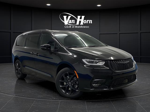 2026 Chrysler Pacifica PACIFICA LIMITED AWD