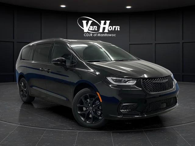 2026 Chrysler Pacifica PACIFICA LIMITED AWD