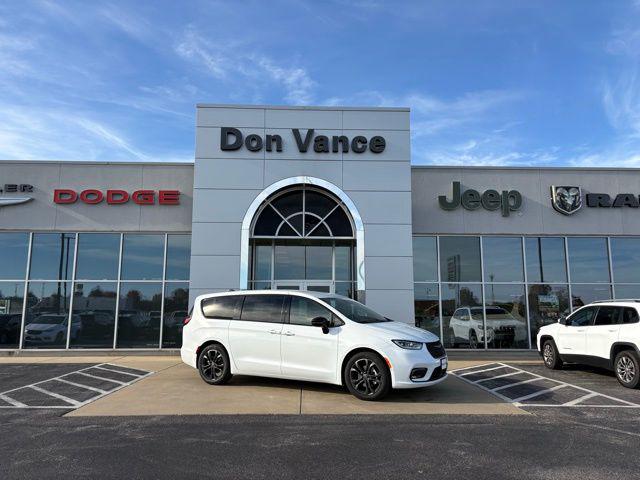 2026 Chrysler Pacifica PACIFICA SELECT 2026 Chrysler Pacifica PACIFICA SELECT