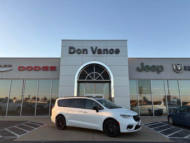 2026 Chrysler Pacifica PACIFICA LIMITED AWD