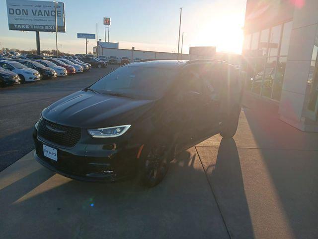 2026 Chrysler Pacifica PACIFICA LIMITED AWD